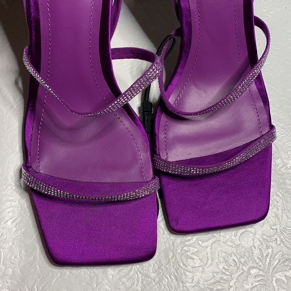 Zara Purple‎ Gladiator Heeled Sandals with Rhinestones - Picture 4 of 7